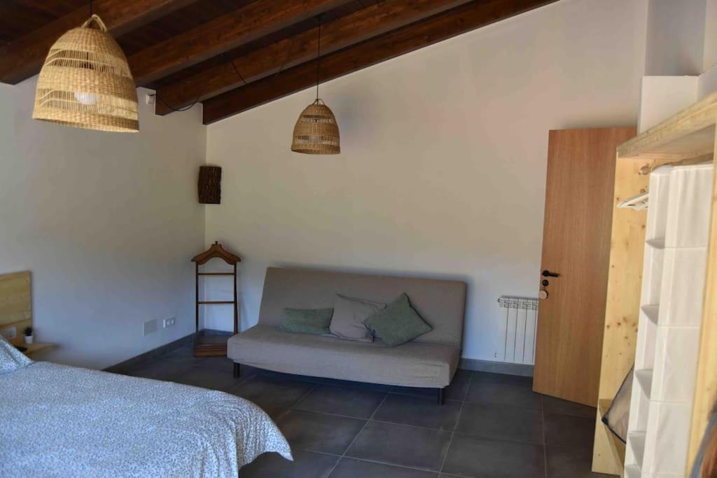 Вилла Cal Manubens Castellar del Riu Экстерьер фото